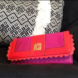 Cute Security Lined Pink Scalloped Wallet!